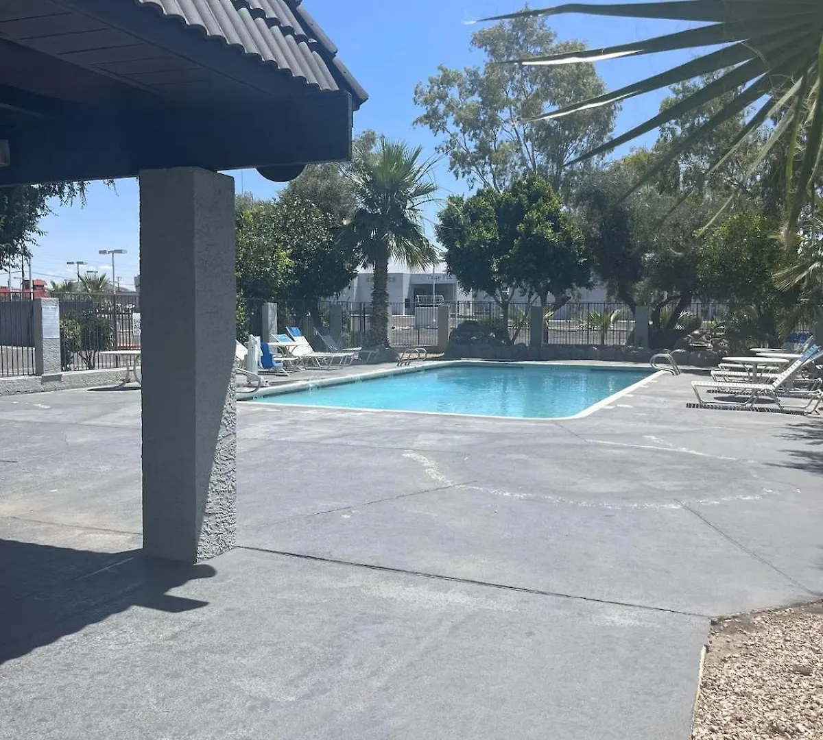 Ocotillo Apartments & Hotel Phoenix